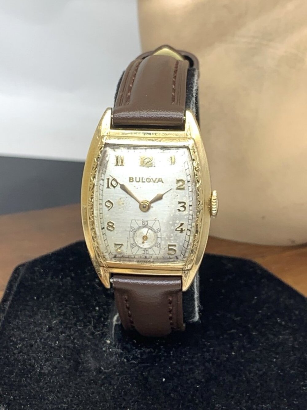 Bulova Men's Watch Vintage Swiss Manual Wind 10BC Brown Leather Strap Tank 26mm